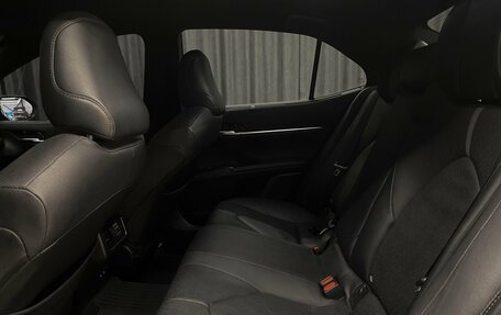Toyota Camry, 2021 год, 3 099 000 рублей, 14 фотография