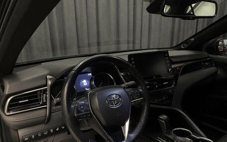 Toyota Camry, 2021 год, 3 099 000 рублей, 8 фотография