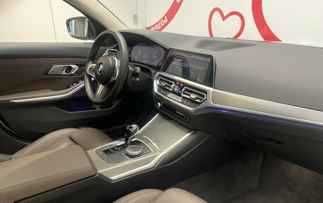 BMW 3 серия, 2022 год, 4 190 000 рублей, 8 фотография