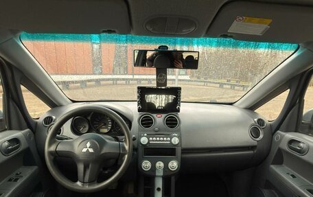 Mitsubishi Colt VI рестайлинг, 2006 год, 315 000 рублей, 14 фотография