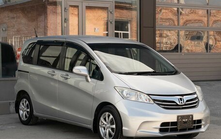 Honda Freed I, 2011 год, 1 220 000 рублей, 3 фотография