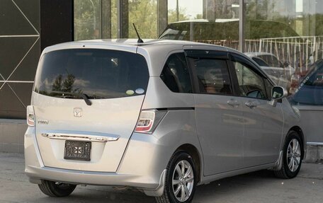 Honda Freed I, 2011 год, 1 220 000 рублей, 5 фотография