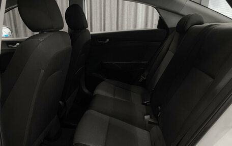 Hyundai Solaris II рестайлинг, 2019 год, 985 000 рублей, 14 фотография