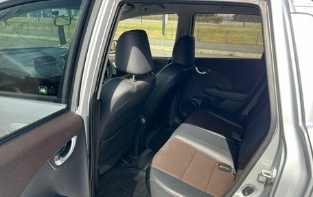 Honda Fit Shuttle I рестайлинг, 2011 год, 999 999 рублей, 11 фотография