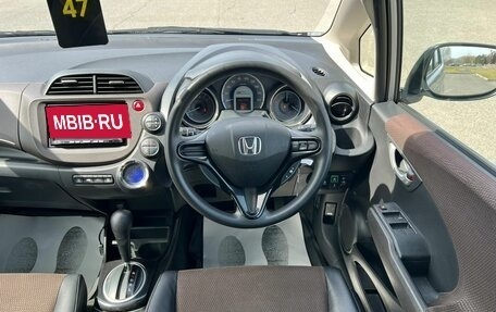 Honda Fit Shuttle I рестайлинг, 2011 год, 999 999 рублей, 19 фотография