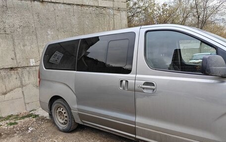 Hyundai H-1 II рестайлинг, 2014 год, 1 900 000 рублей, 6 фотография