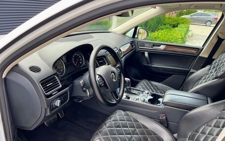 Volkswagen Touareg III, 2016 год, 2 790 000 рублей, 8 фотография