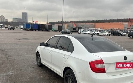Skoda Rapid I, 2014 год, 950 000 рублей, 2 фотография