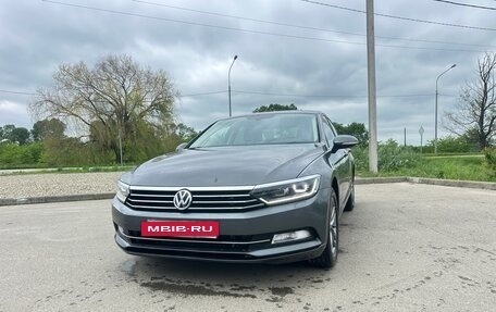 Volkswagen Passat B8 рестайлинг, 2015 год, 1 100 000 рублей, 2 фотография