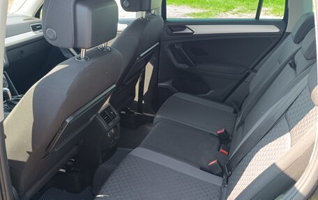 Volkswagen Tiguan II, 2019 год, 2 350 000 рублей, 12 фотография