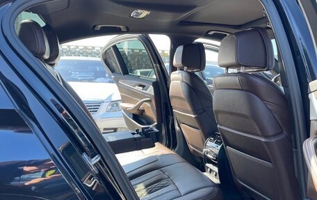 BMW 5 серия, 2019 год, 4 000 000 рублей, 28 фотография