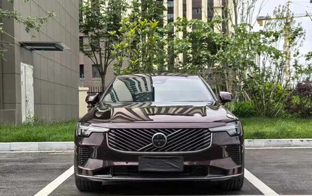 Volvo S90 II рестайлинг, 2025 год, 5 300 000 рублей, 2 фотография