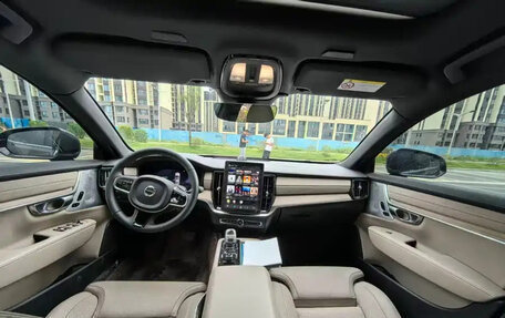 Volvo S90 II рестайлинг, 2025 год, 5 300 000 рублей, 8 фотография