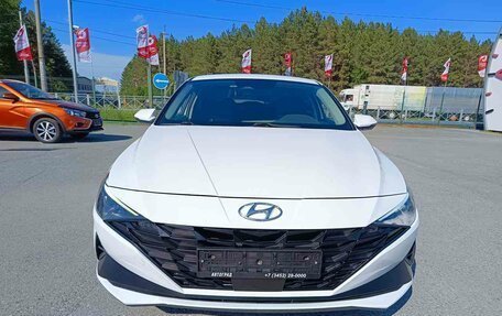 Hyundai Avante, 2021 год, 1 995 000 рублей, 2 фотография