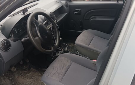 Renault Logan I, 2006 год, 205 000 рублей, 3 фотография