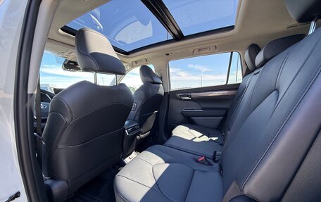 Toyota Highlander, 2026 год, 5 750 000 рублей, 10 фотография