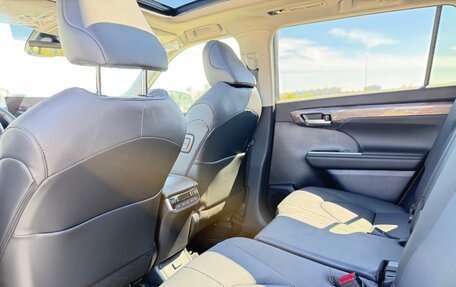 Toyota Highlander, 2026 год, 5 750 000 рублей, 15 фотография