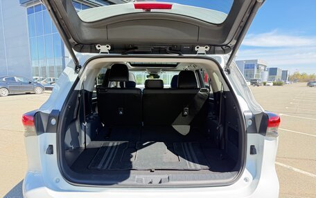 Toyota Highlander, 2026 год, 5 750 000 рублей, 23 фотография