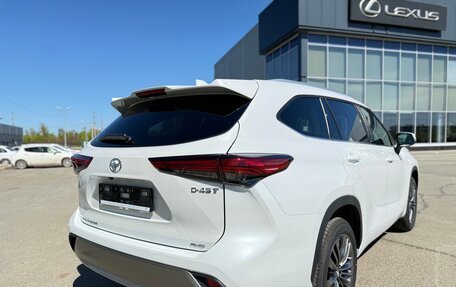 Toyota Highlander, 2026 год, 5 750 000 рублей, 24 фотография