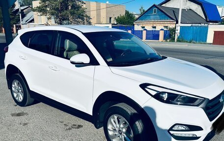 Hyundai Tucson III, 2016 год, 1 850 000 рублей, 8 фотография
