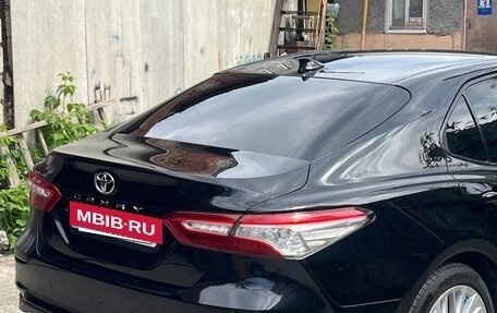 Toyota Camry, 2020 год, 2 700 000 рублей, 5 фотография