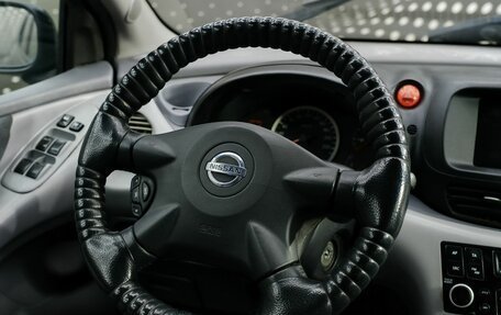 Nissan Almera Tino i, 2004 год, 268 000 рублей, 10 фотография
