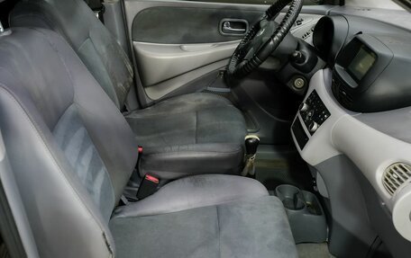 Nissan Almera Tino i, 2004 год, 268 000 рублей, 19 фотография