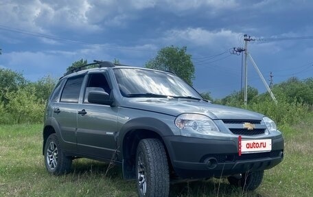 Chevrolet Niva I рестайлинг, 2012 год, 580 000 рублей, 3 фотография
