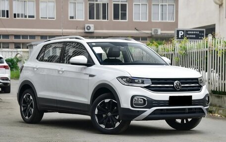 Volkswagen T-Cross I, 2022 год, 1 582 000 рублей, 1 фотография