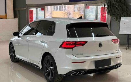 Volkswagen Golf VIII, 2023 год, 1 890 000 рублей, 6 фотография