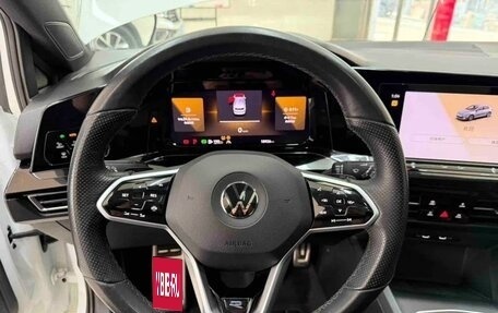 Volkswagen Golf VIII, 2023 год, 1 890 000 рублей, 9 фотография