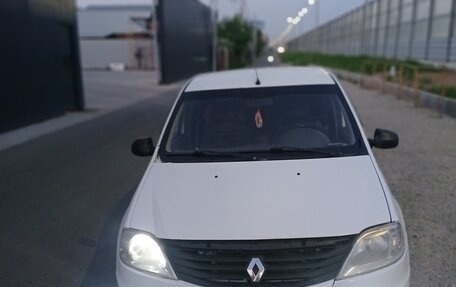 Renault Logan I, 2013 год, 155 000 рублей, 1 фотография