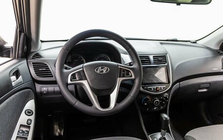 Hyundai Solaris II рестайлинг, 2011 год, 778 000 рублей, 23 фотография
