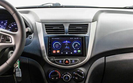 Hyundai Solaris II рестайлинг, 2011 год, 778 000 рублей, 15 фотография