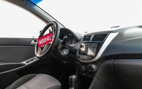 Hyundai Solaris II рестайлинг, 2011 год, 778 000 рублей, 28 фотография
