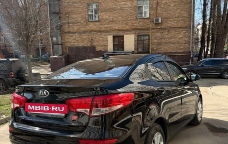 KIA Rio III рестайлинг, 2017 год, 1 000 000 рублей, 12 фотография