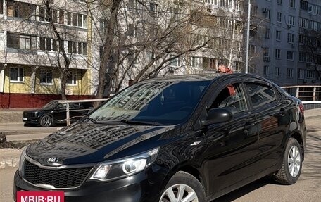 KIA Rio III рестайлинг, 2017 год, 1 000 000 рублей, 11 фотография