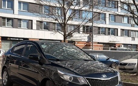 KIA Rio III рестайлинг, 2017 год, 1 000 000 рублей, 24 фотография
