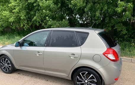 KIA cee'd I рестайлинг, 2010 год, 590 000 рублей, 9 фотография