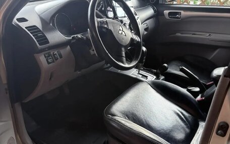 Mitsubishi Pajero Sport II рестайлинг, 2011 год, 1 550 000 рублей, 6 фотография