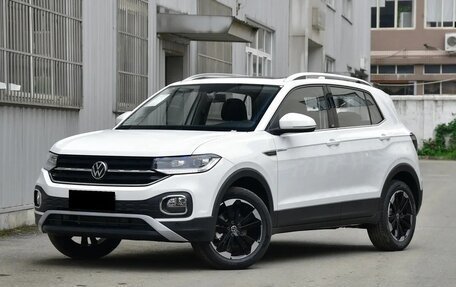 Volkswagen T-Cross I, 2022 год, 1 582 000 рублей, 3 фотография