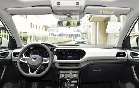 Volkswagen T-Cross I, 2022 год, 1 582 000 рублей, 22 фотография