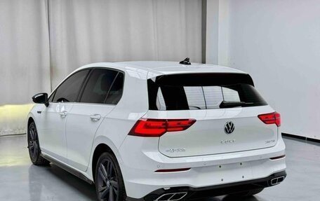 Volkswagen Golf VIII, 2022 год, 1 590 000 рублей, 6 фотография