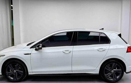 Volkswagen Golf VIII, 2022 год, 1 590 000 рублей, 7 фотография