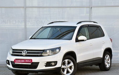 Volkswagen Tiguan I, 2011 год, 999 000 рублей, 2 фотография
