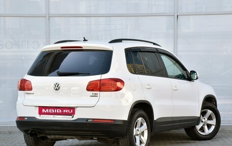 Volkswagen Tiguan I, 2011 год, 999 000 рублей, 3 фотография