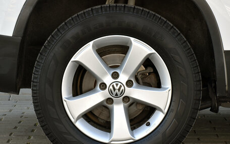Volkswagen Tiguan I, 2011 год, 999 000 рублей, 10 фотография