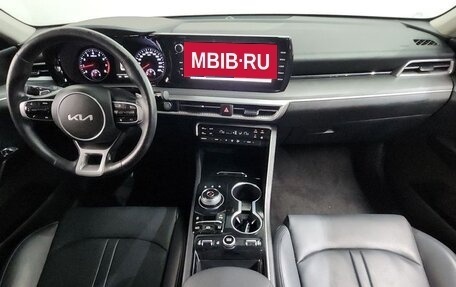 KIA K5, 2022 год, 2 124 000 рублей, 5 фотография