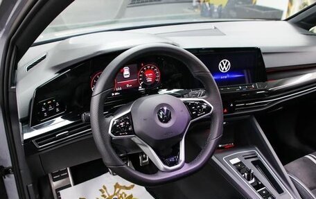 Volkswagen Golf VIII, 2022 год, 1 533 000 рублей, 11 фотография