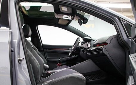 Volkswagen Golf VIII, 2022 год, 1 533 000 рублей, 9 фотография